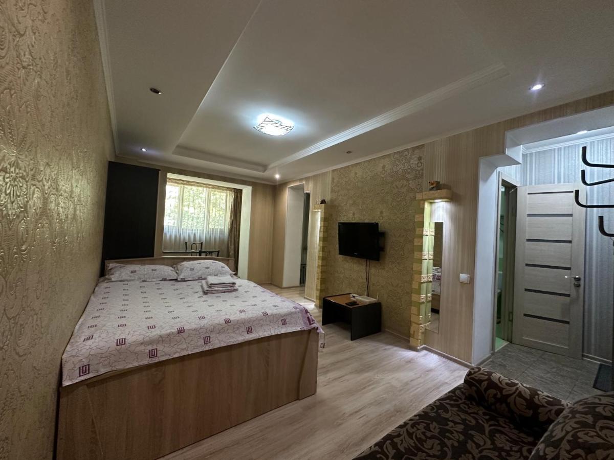 One-Room Apartment Opposite Almaty Airport Turksib Zewnętrze zdjęcie